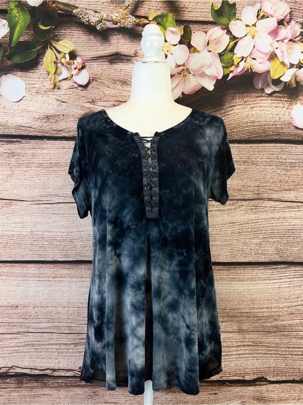 Women’s Watercolor Tie-Front Tie Dye Ling Line Soft Top